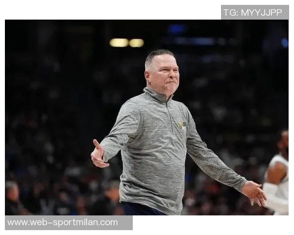 迈克马龙呼吁勇士高层为库里引进超级球星助力冲冠之路